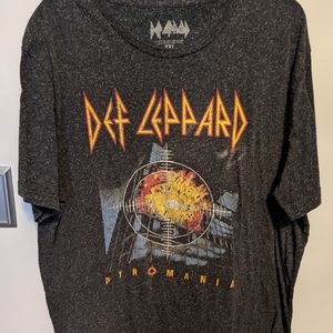 Def Leppard T-shirt